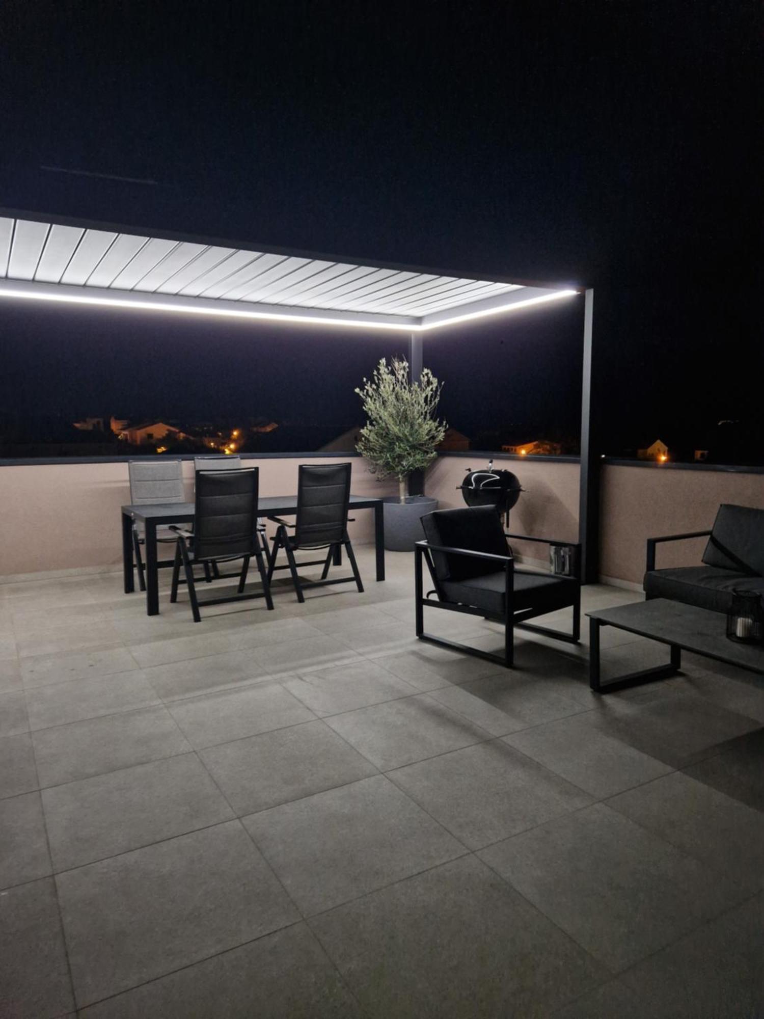 Deluxe Apartment Mila นิน ภายนอก รูปภาพ