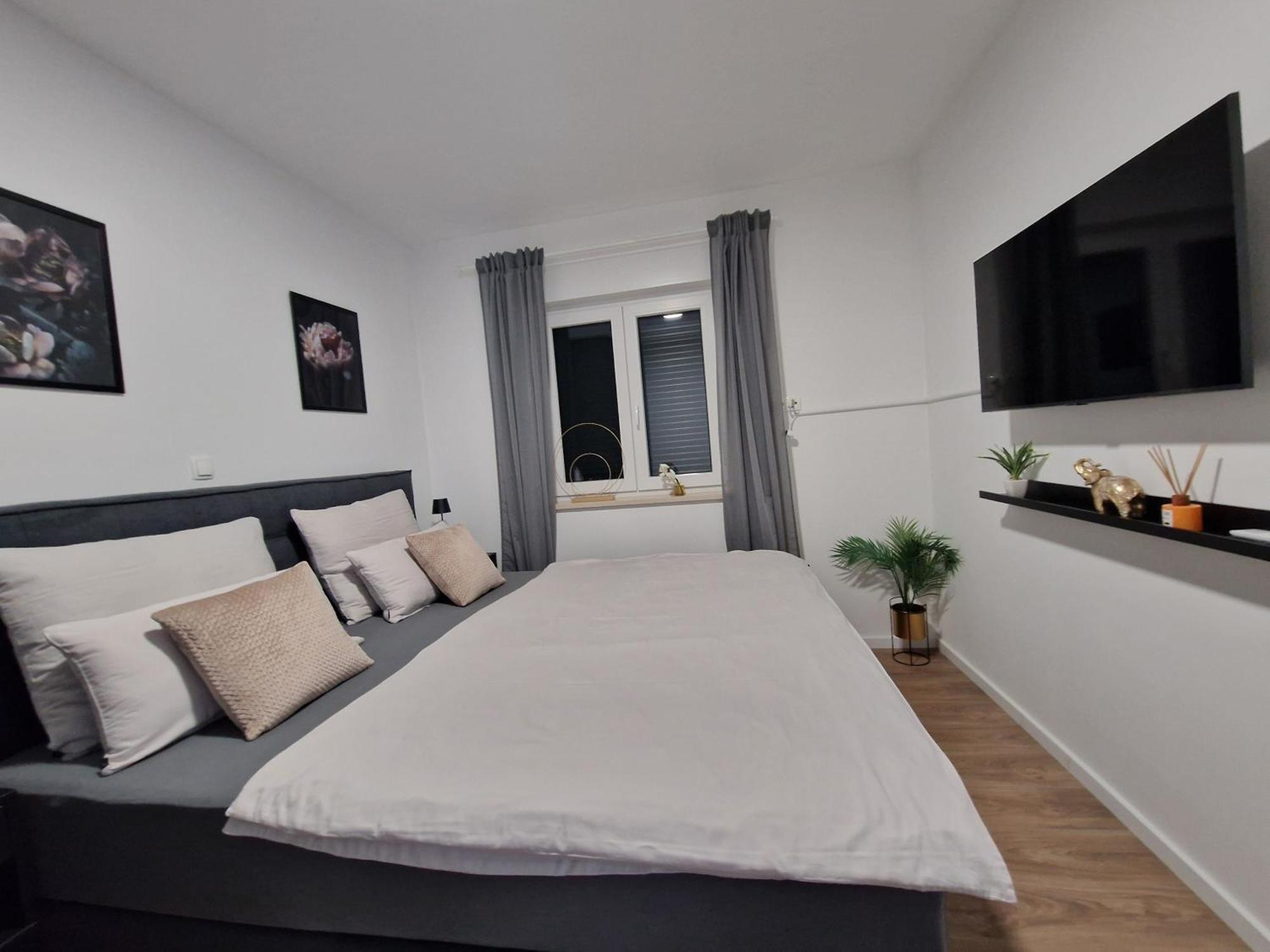Deluxe Apartment Mila นิน ภายนอก รูปภาพ